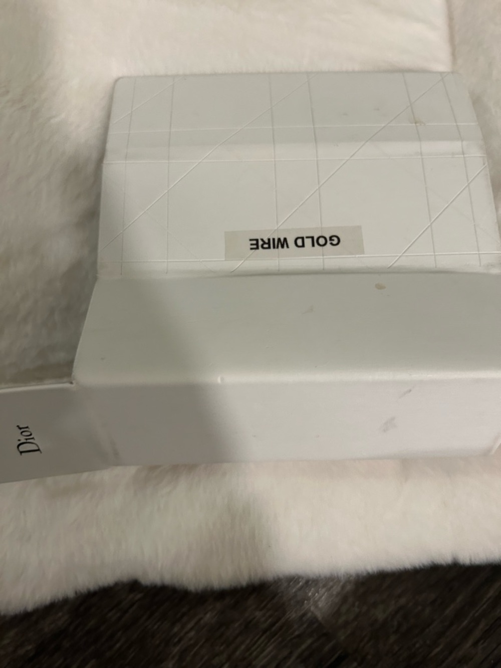 Dior White Packaging Box with Gold Wire Label - Picture 4 of 13